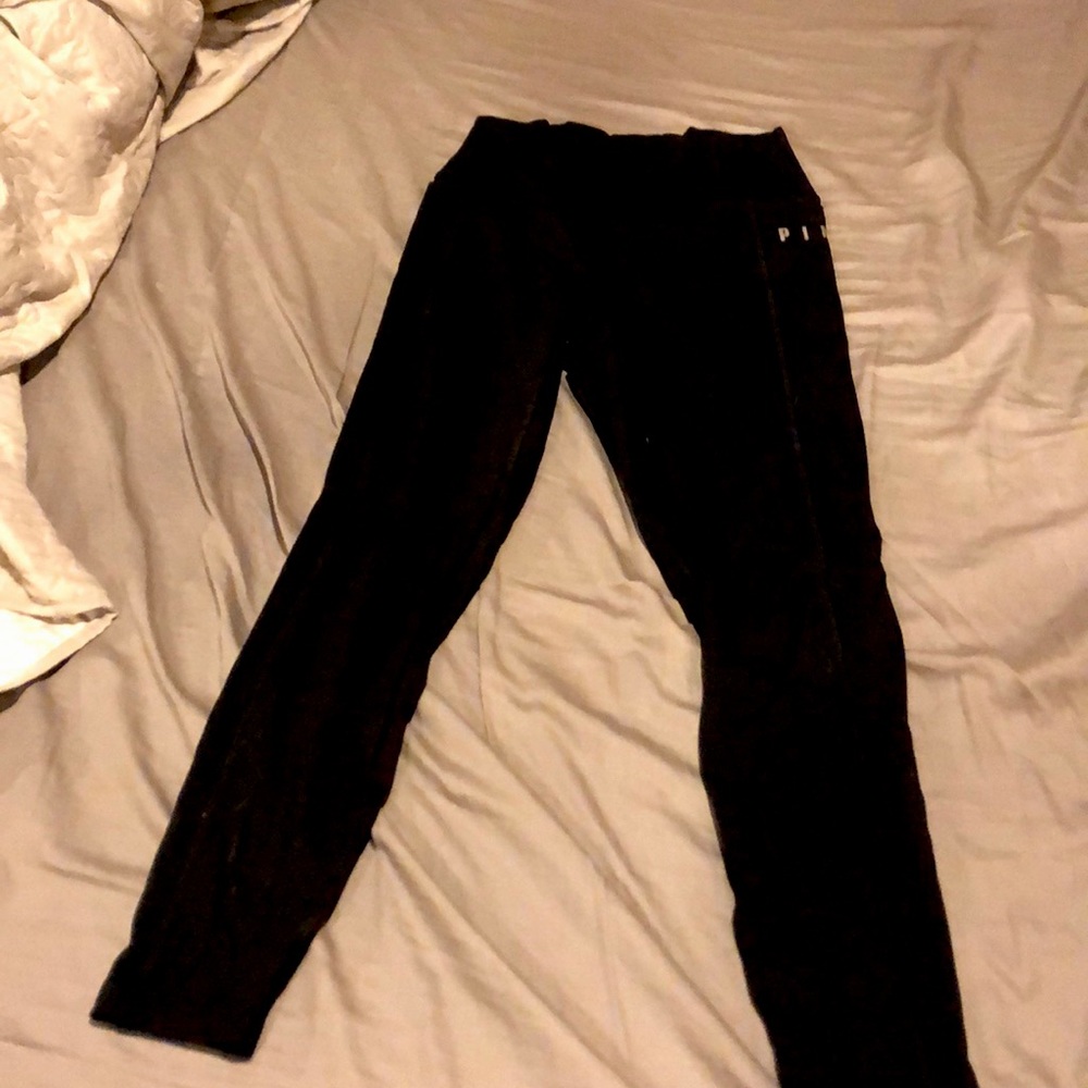 Size Small Victoria Secret leggings